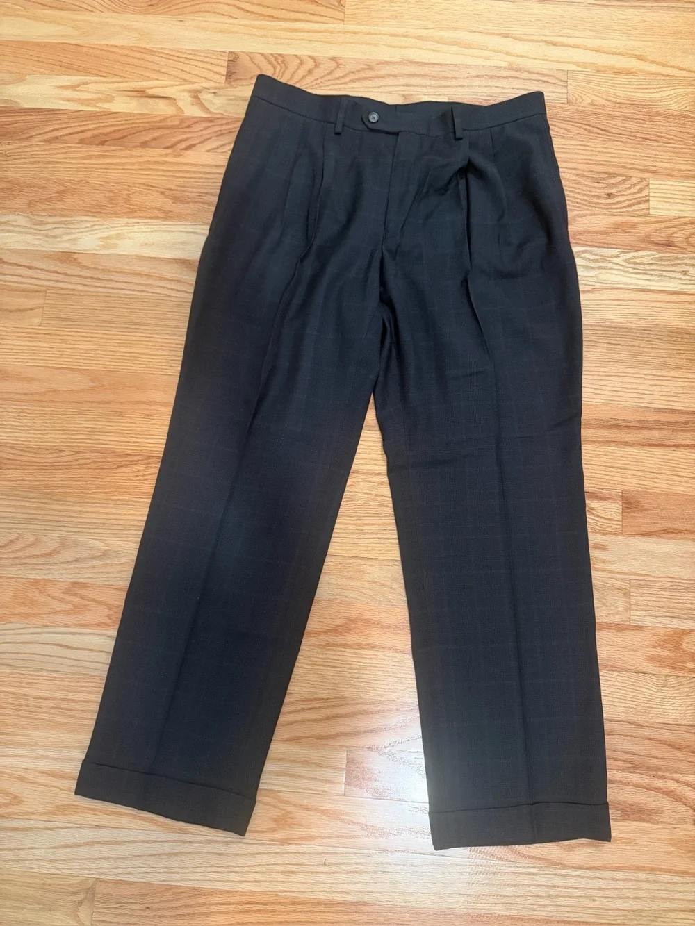 Ralph Lauren Men’s Black Plaid Dress Pants 34W 29L Pleated Cuffed Trousers